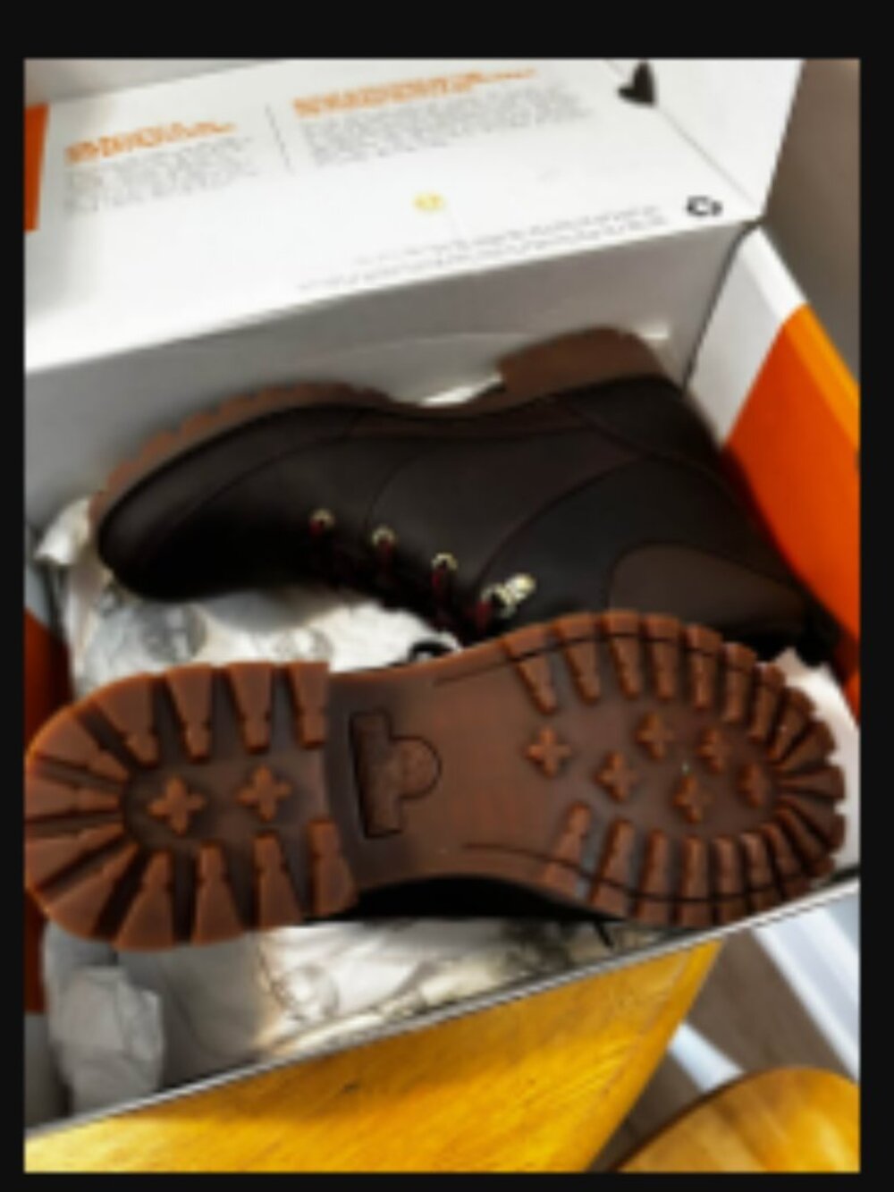 BRAND NEW Choc Dark Brown Timberland Dirt/Water Resistant boot Women 9 Spring/FW